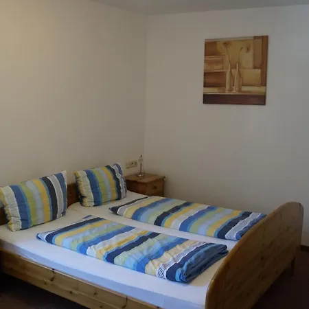 Weingut Bernhard Apartment *